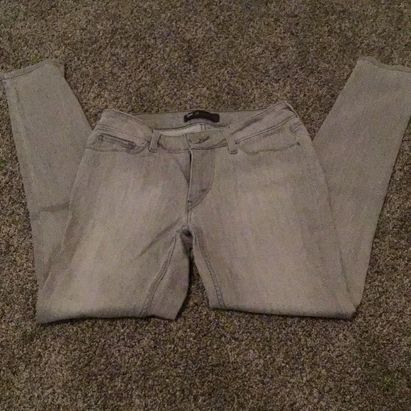 Levi’s Jeans - Picture 1 of 3